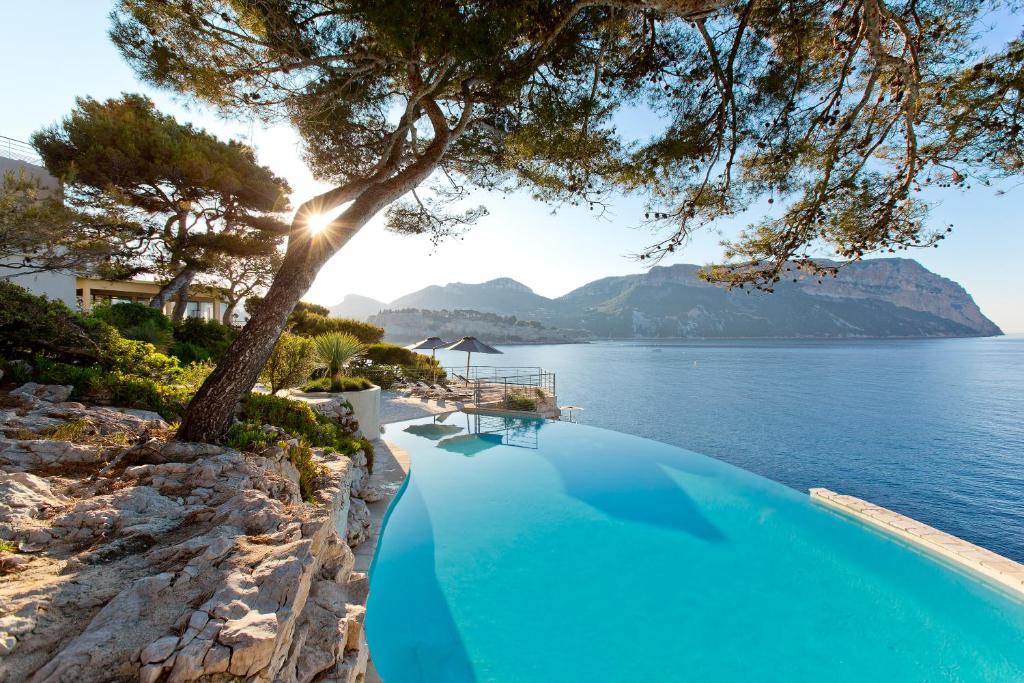 Piscine vue mer